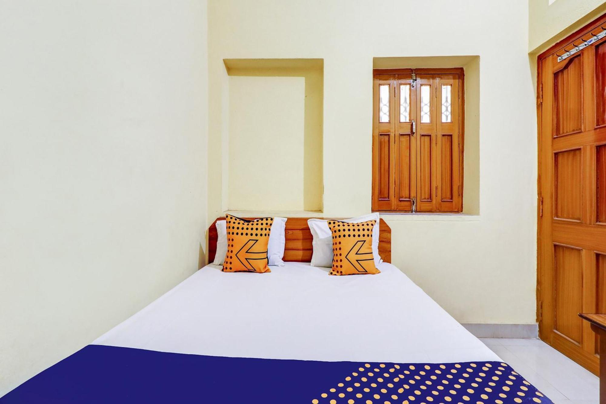 Hotel O Shivaye Rest House Deoghar Exteriör bild